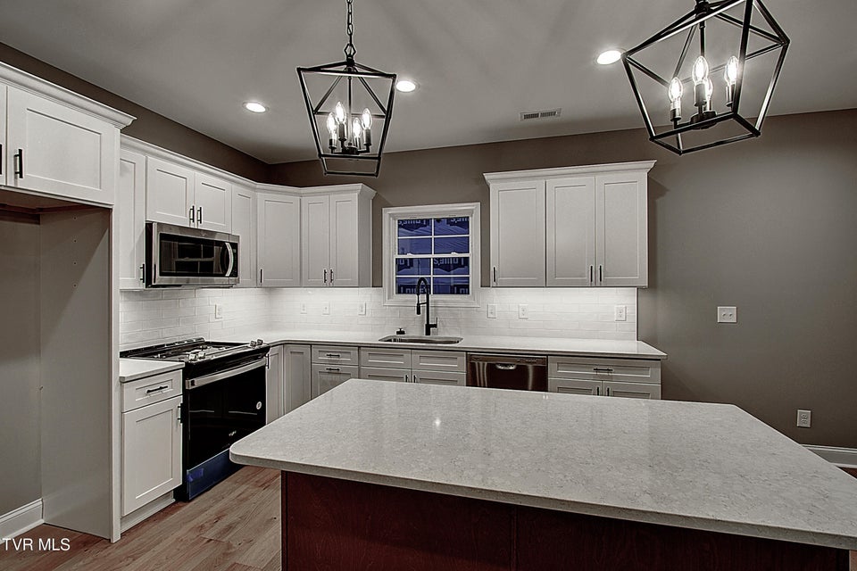 Photo #12: 249 Dry Kiln Court