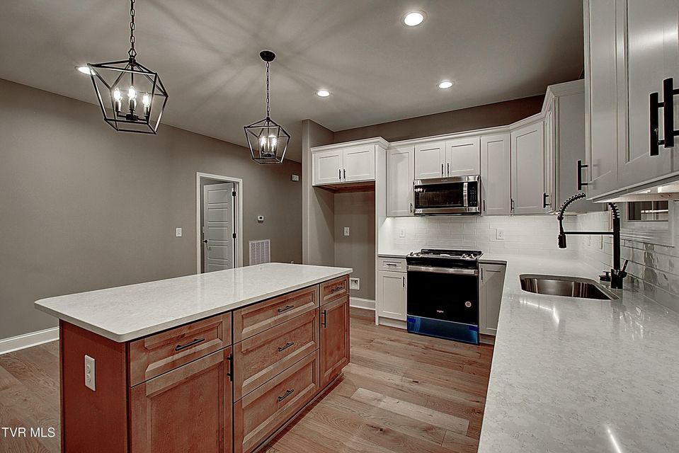 Photo #13: 249 Dry Kiln Court