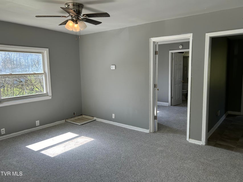 Photo #6: 211 Locust Street