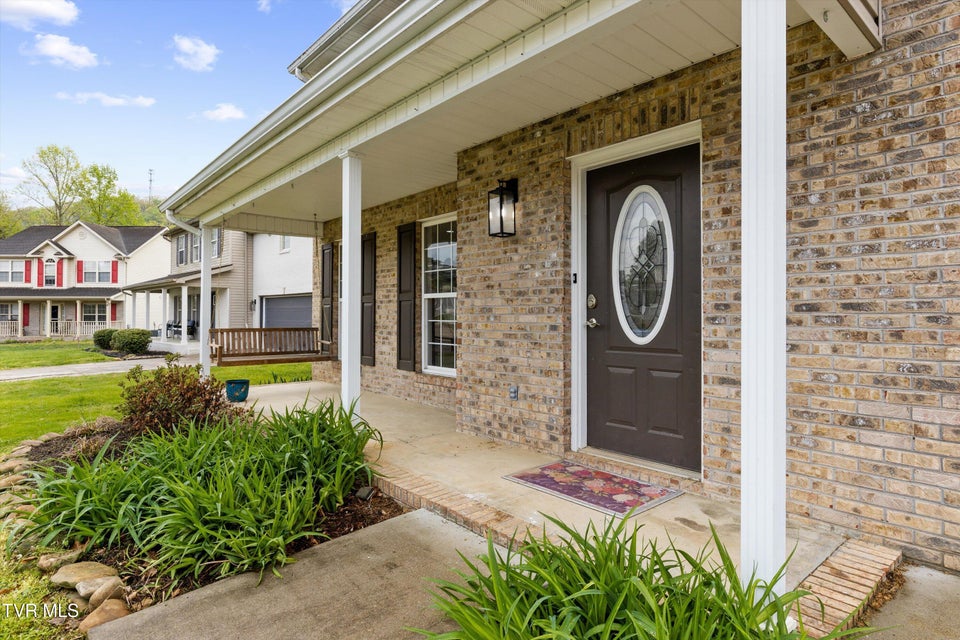 Photo #4: 6817 Audrianna Lane