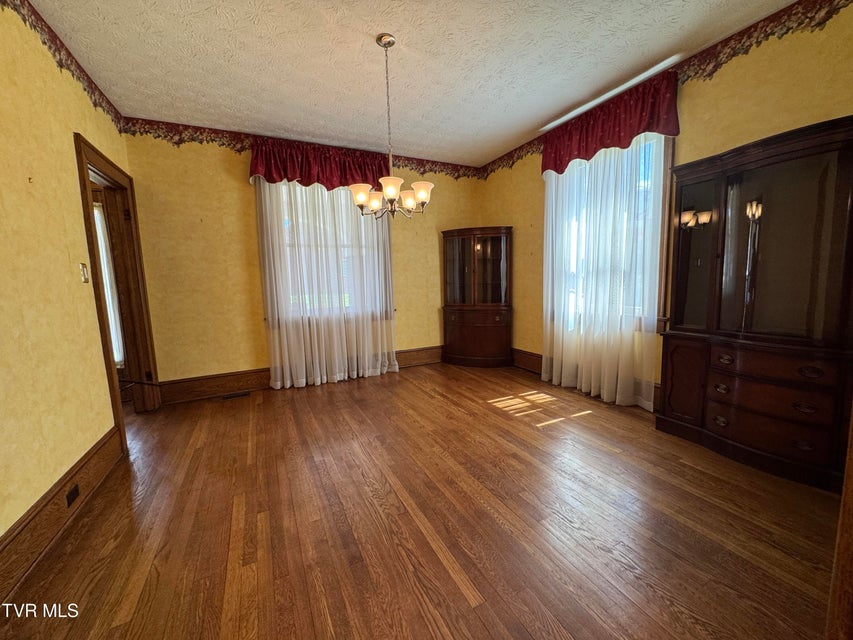 Photo #29: 2117 Alto Street