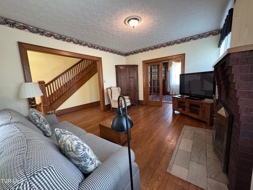 Photo #14: 2117 Alto Street