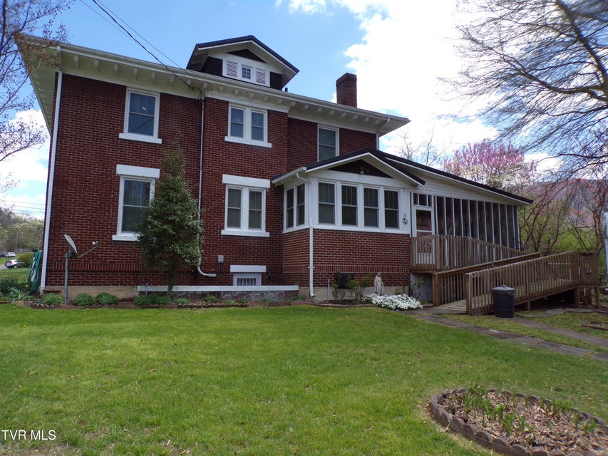 Photo #6: 2117 Alto Street
