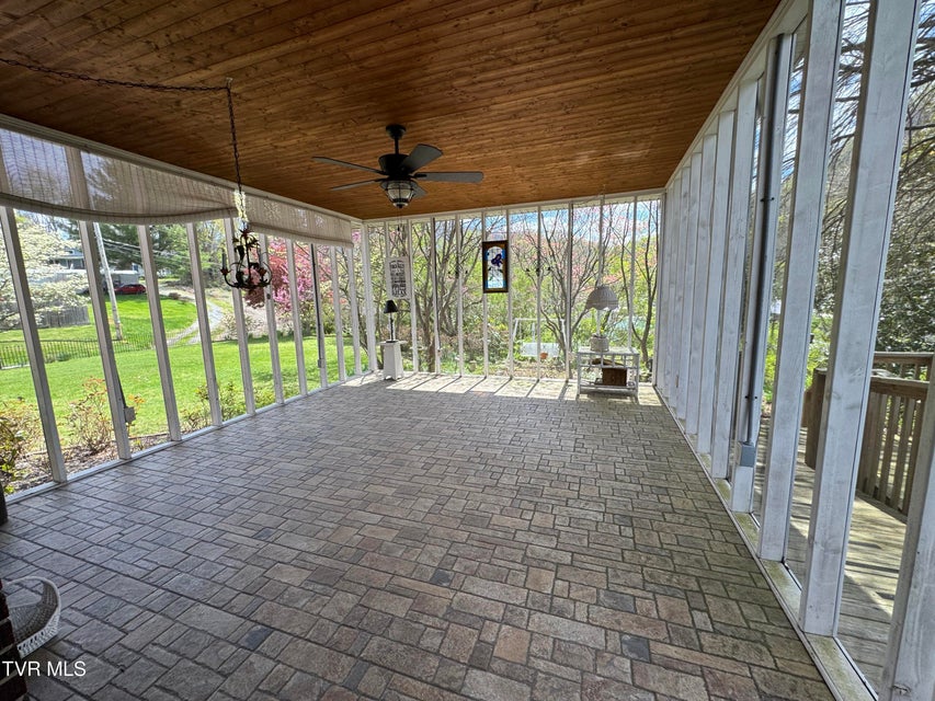 Photo #24: 2117 Alto Street