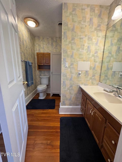 Photo #44: 2117 Alto Street