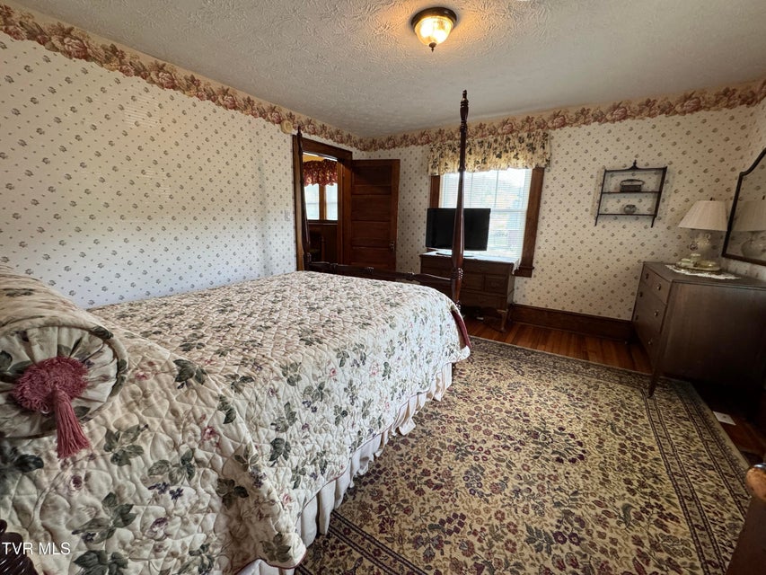 Photo #42: 2117 Alto Street