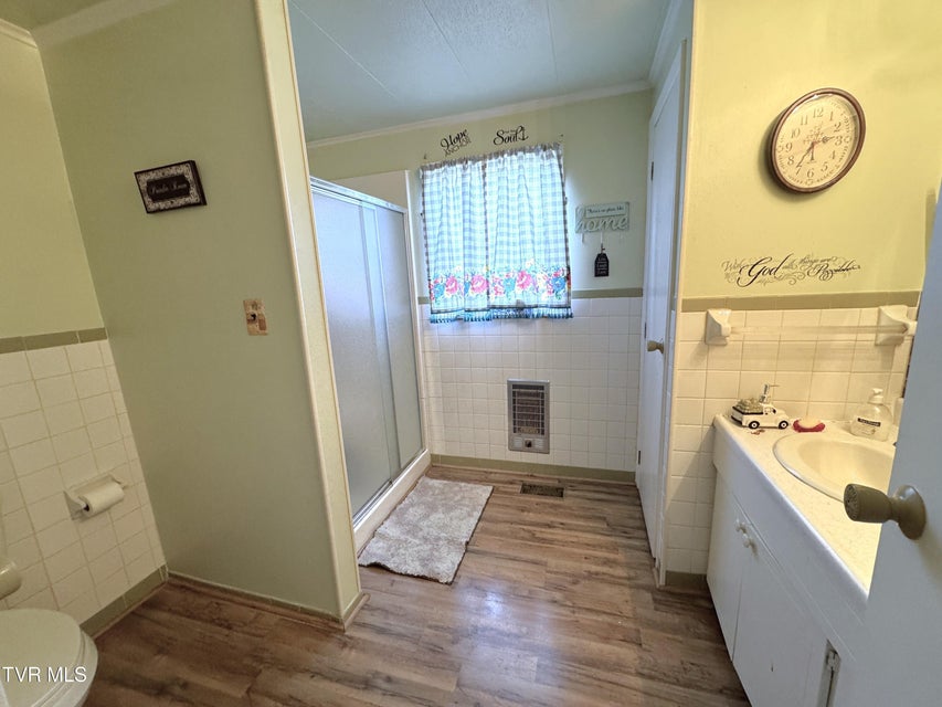 Photo #17: 410 4th Avenue