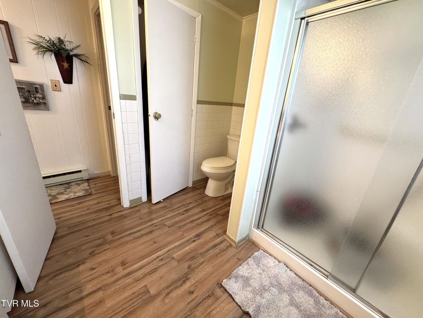 Photo #18: 410 4th Avenue
