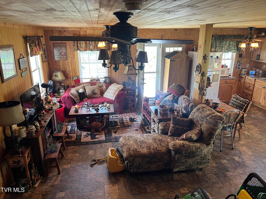 Photo #7: 14251 Nickelsville Hwy. Highway