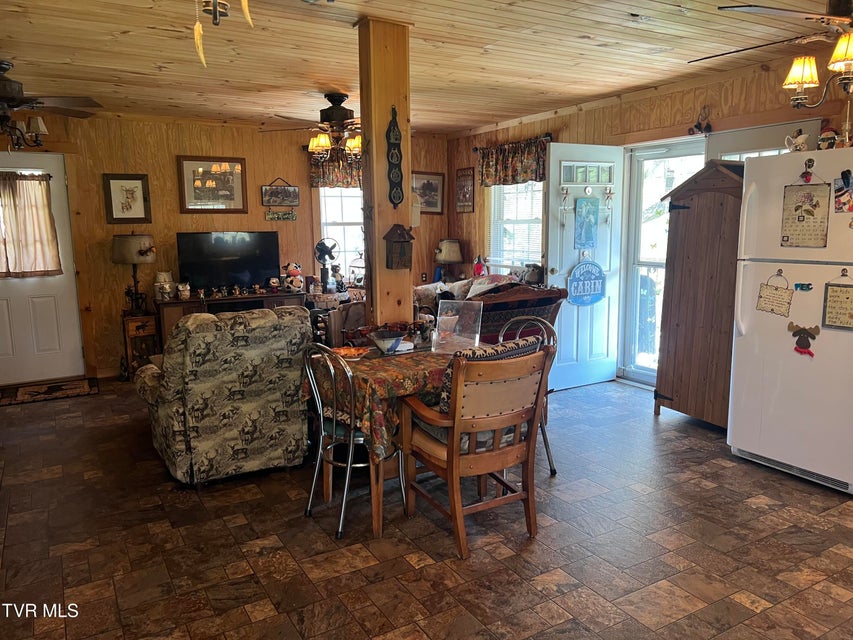 Photo #14: 14251 Nickelsville Hwy. Highway