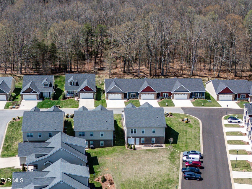 Photo #46: 297 Piper Glen