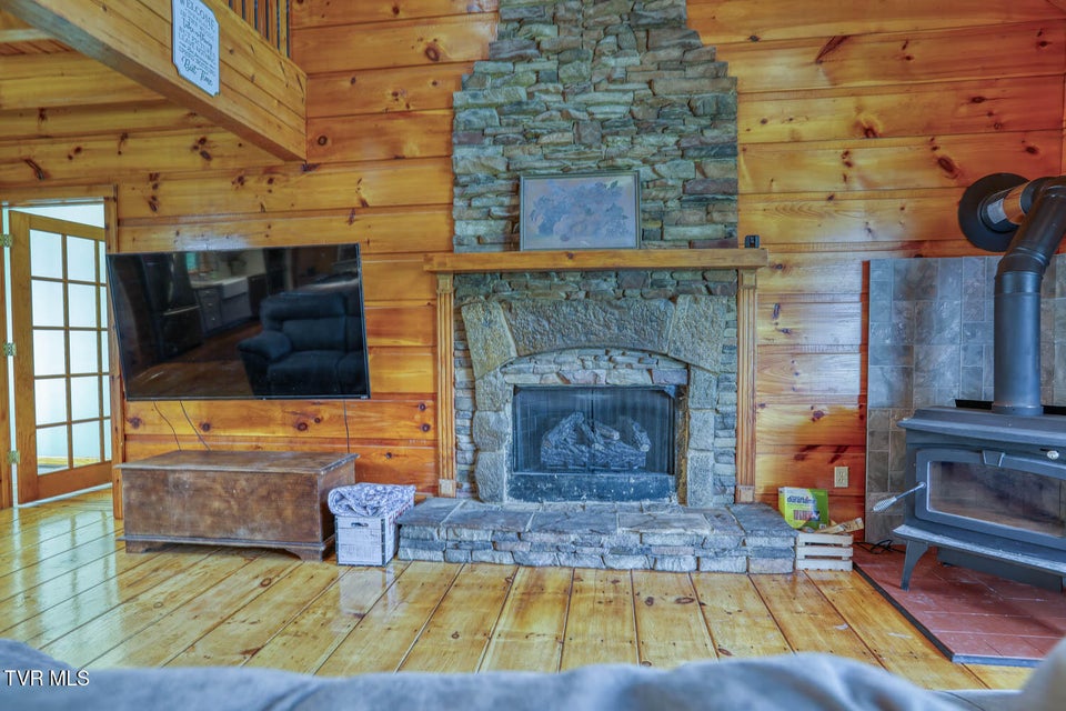 Photo #9: 951 Sweet Creek Road