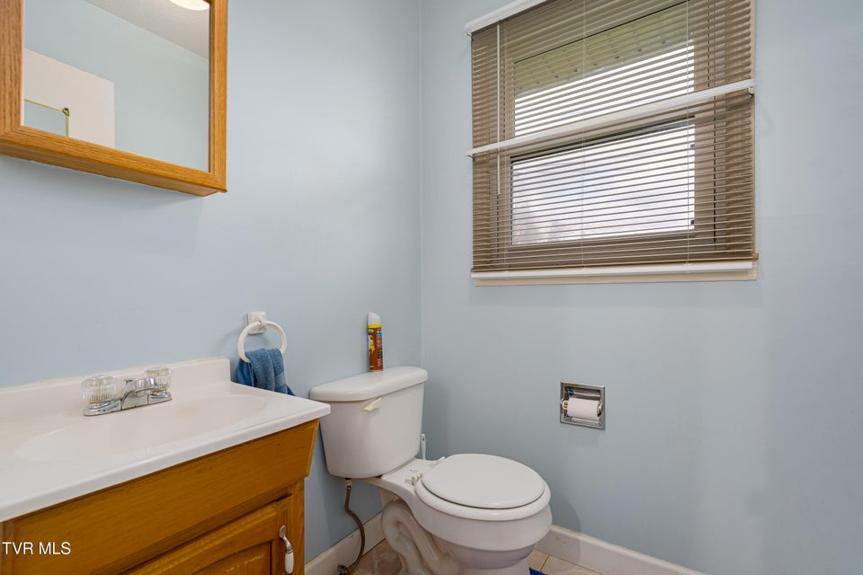 Photo #29: 394 Cedar Street