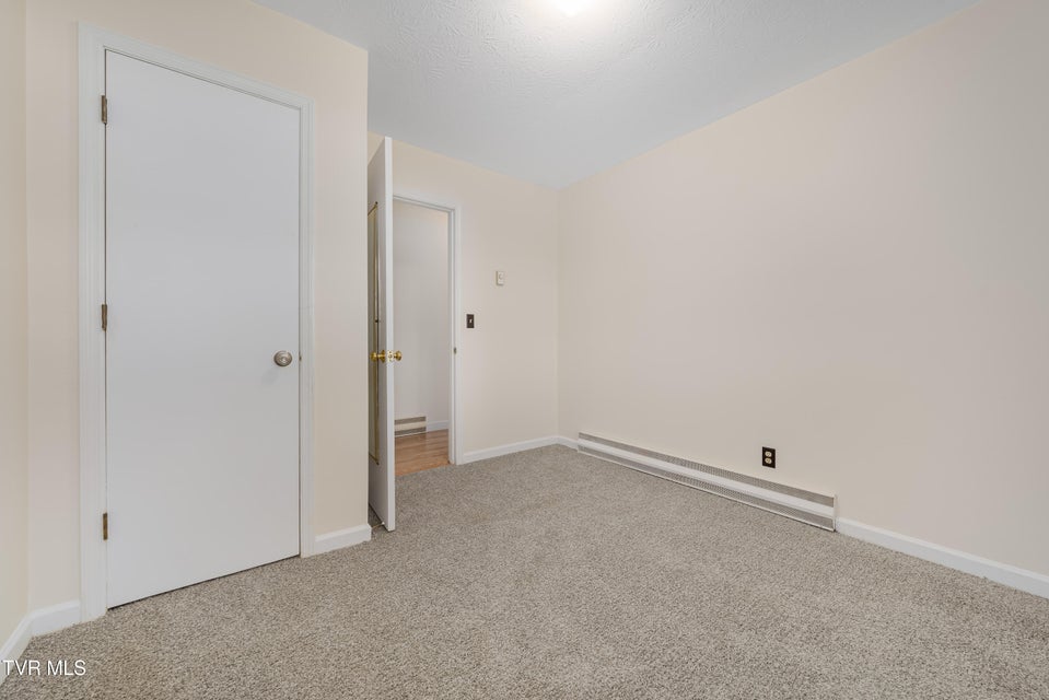 Photo #32: 394 Cedar Street