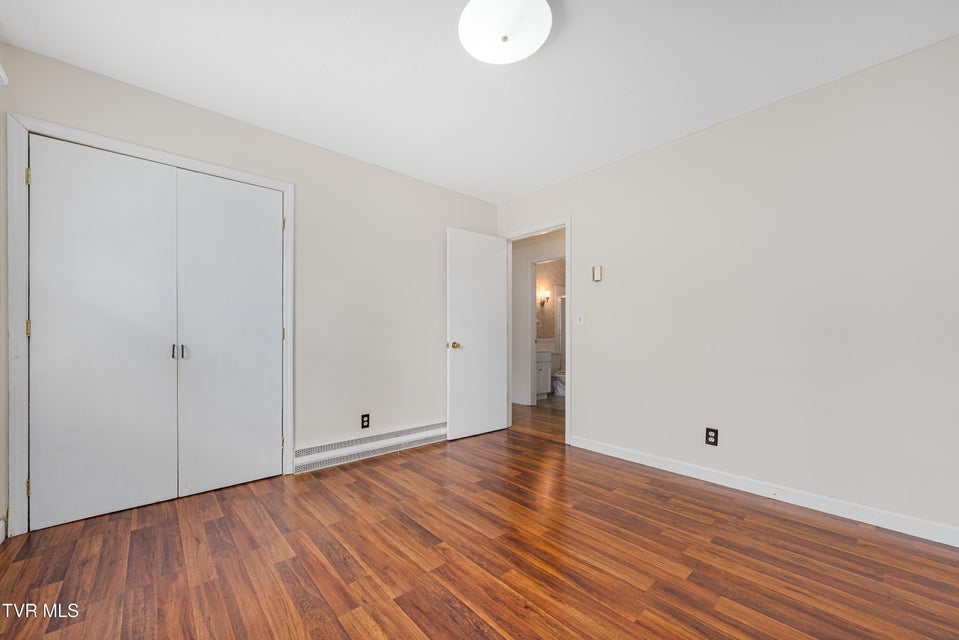 Photo #34: 394 Cedar Street