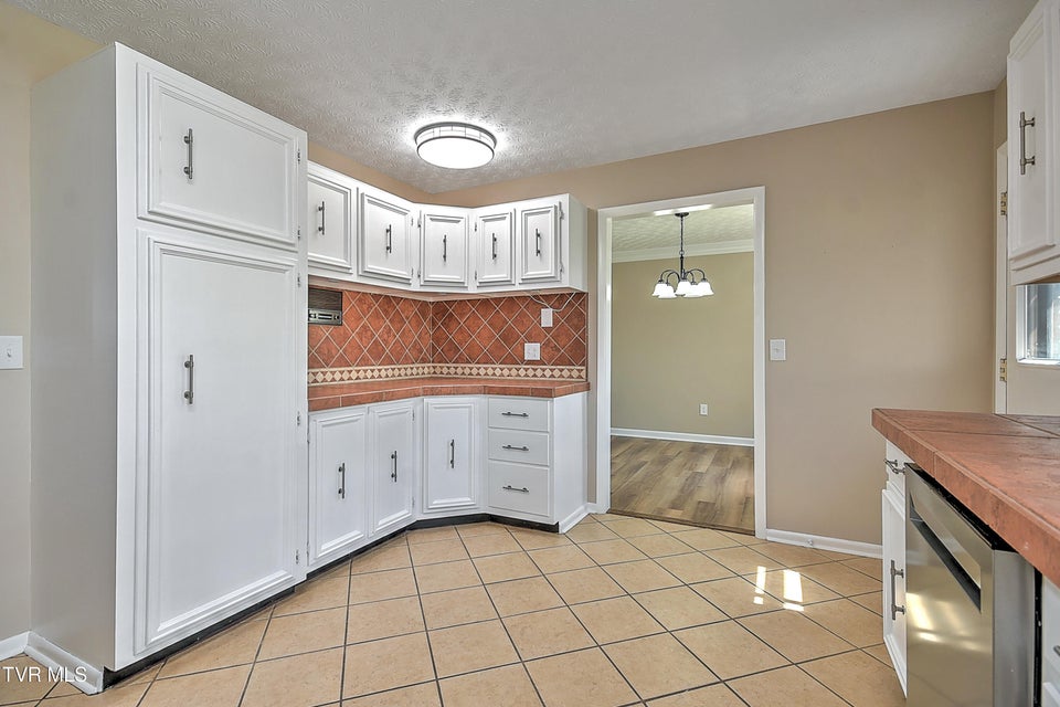 Photo #19: 4828 Lake Park Court