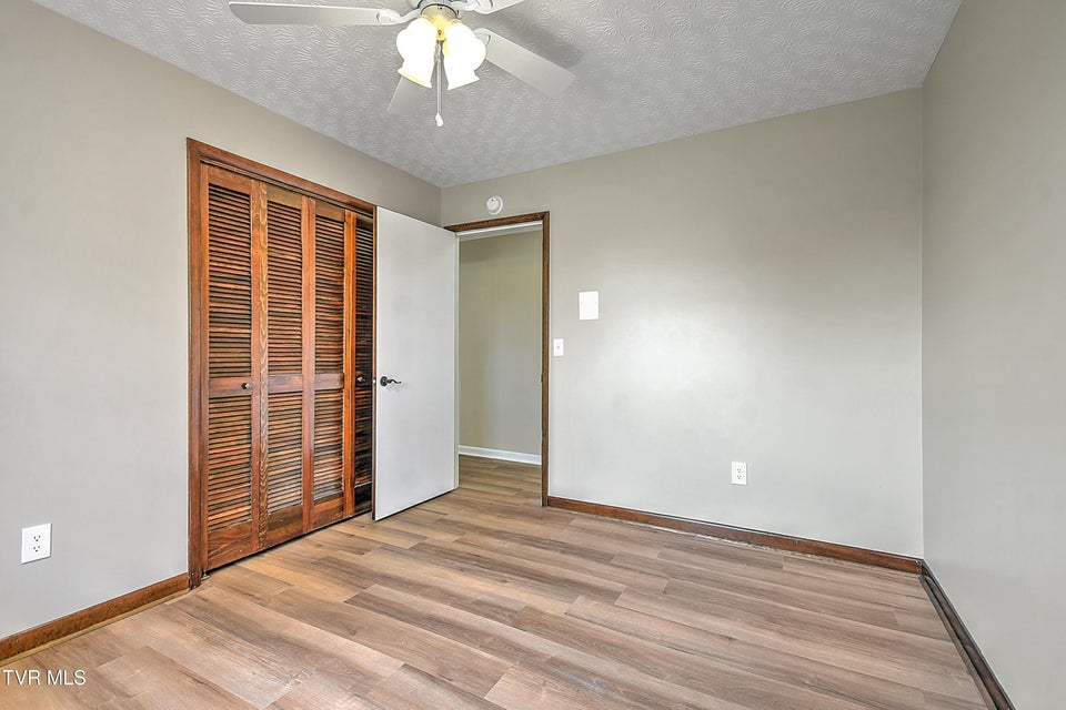 Photo #28: 4828 Lake Park Court