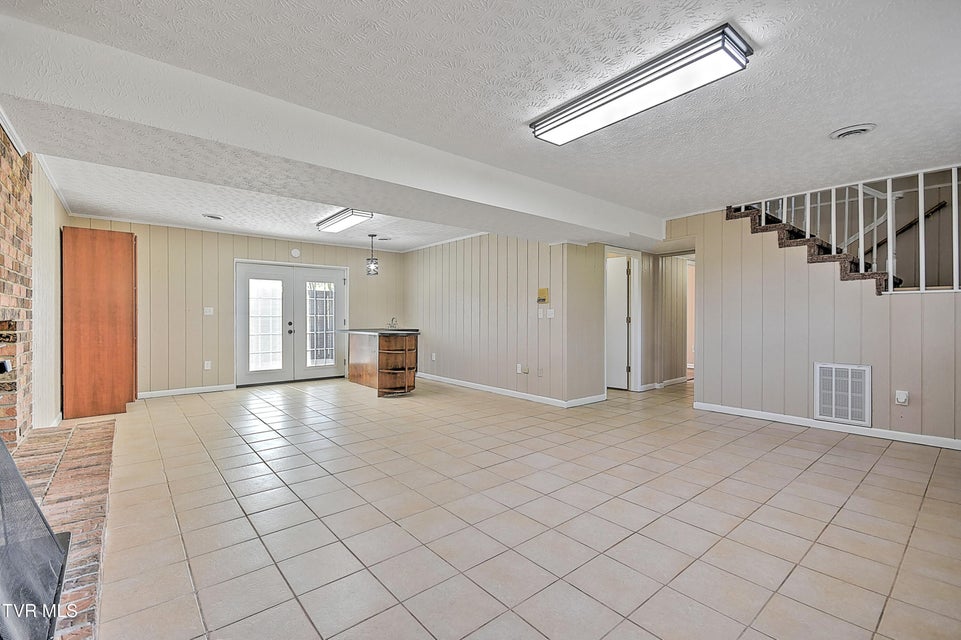 Photo #39: 4828 Lake Park Court