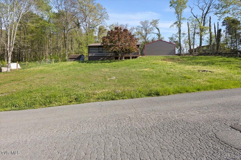 Photo #28: 410 Cliffwood Drive