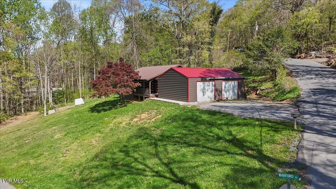 Photo #6: 410 Cliffwood Drive