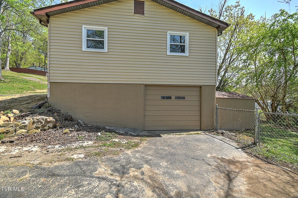 Photo #27: 136 Haywood Drive