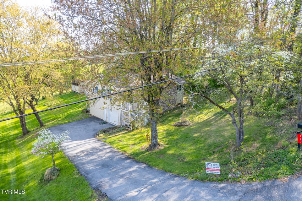 Photo #2: 190 Highland Road