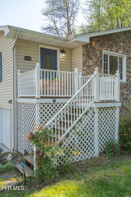 Photo #12: 190 Highland Road