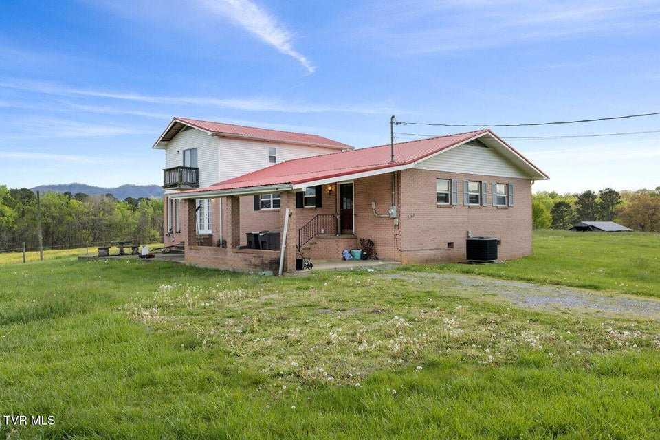 Photo #2: 145 Moccasin Lane