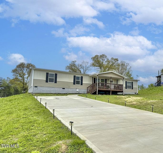 Photo #3: 306 Bungalow Drive