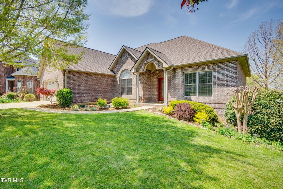 Photo #3: 1006 Lake Ridge Square