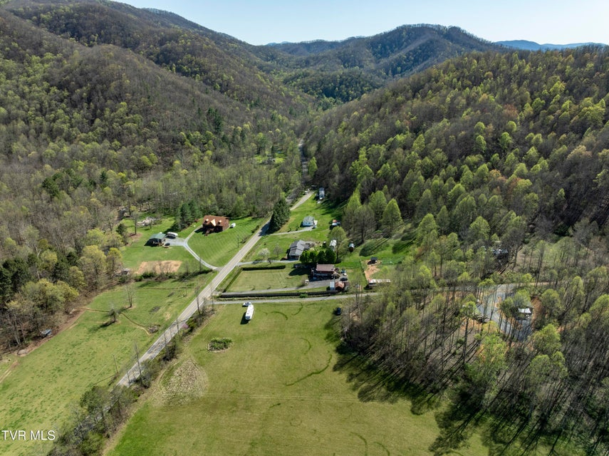 Photo #9: 724 Dry Creek Road