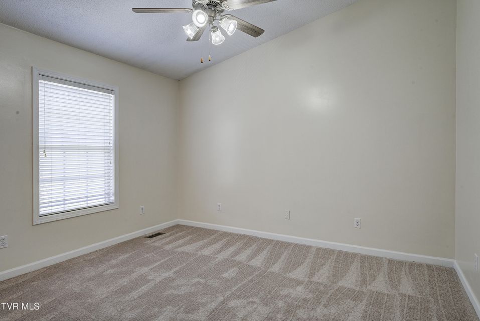 Photo #24: 1809 Lakeview Drive