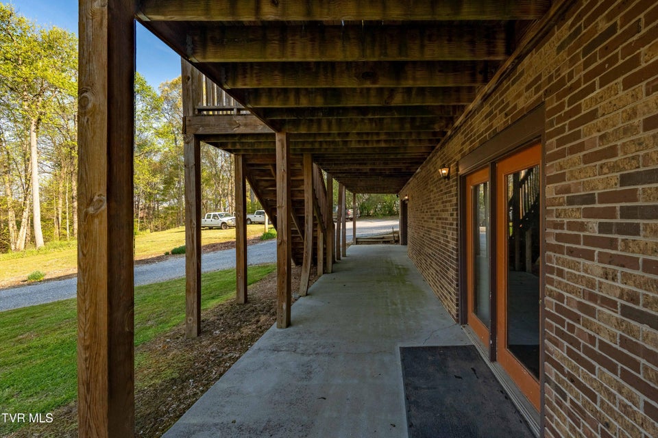 Photo #63: 131 Leedy Lane