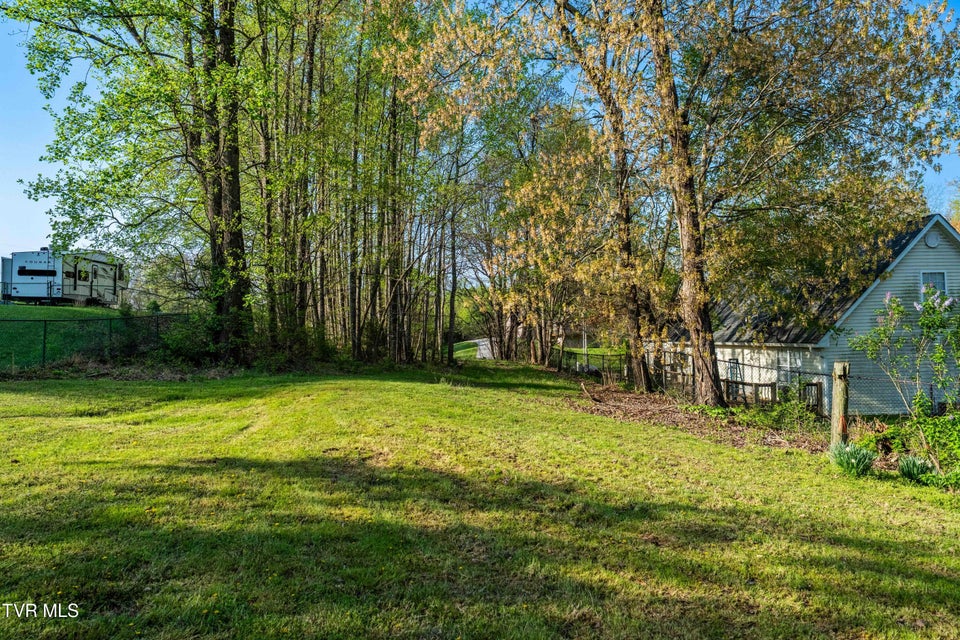 Photo #86: 131 Leedy Lane