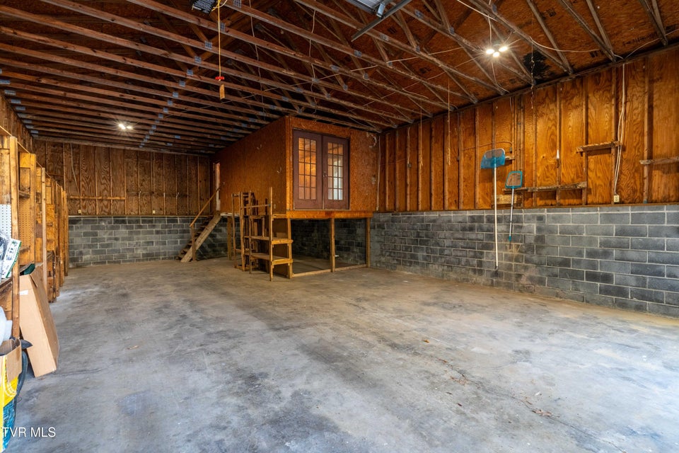 Photo #41: 131 Leedy Lane