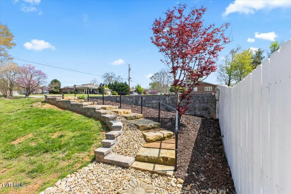 Photo #8: 6312 Heatherwood Lane