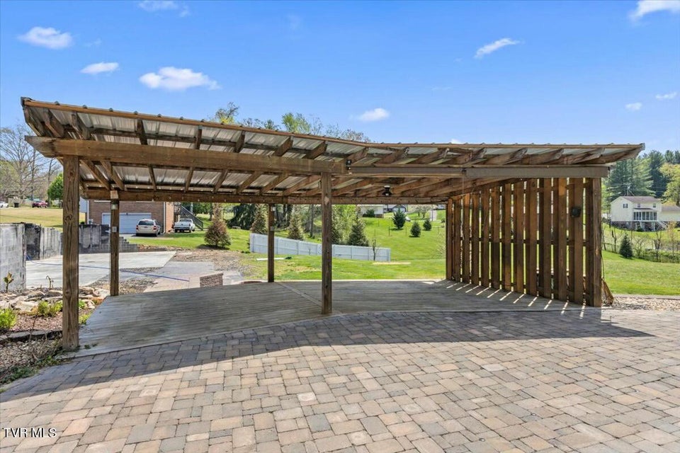 Photo #9: 6312 Heatherwood Lane