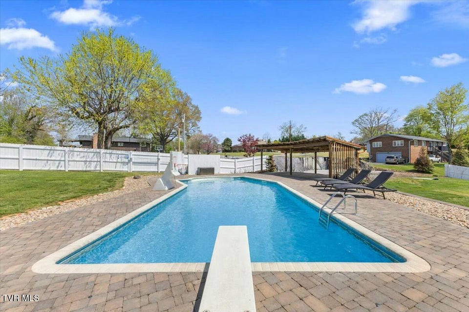 Photo #14: 6312 Heatherwood Lane