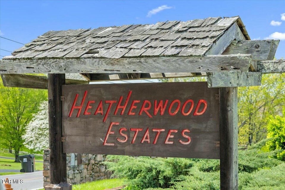 Photo #27: 6312 Heatherwood Lane