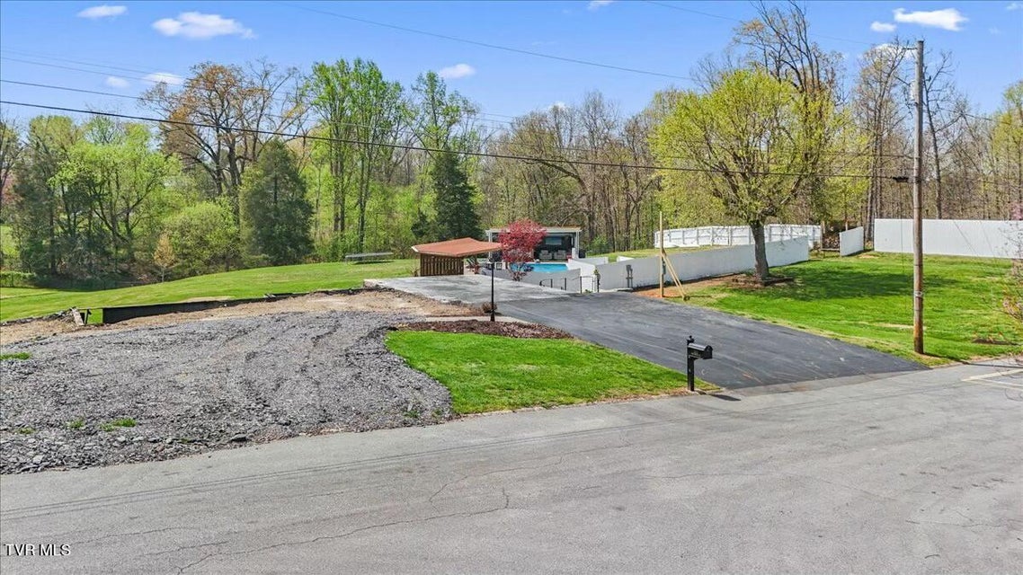 Photo #28: 6312 Heatherwood Lane