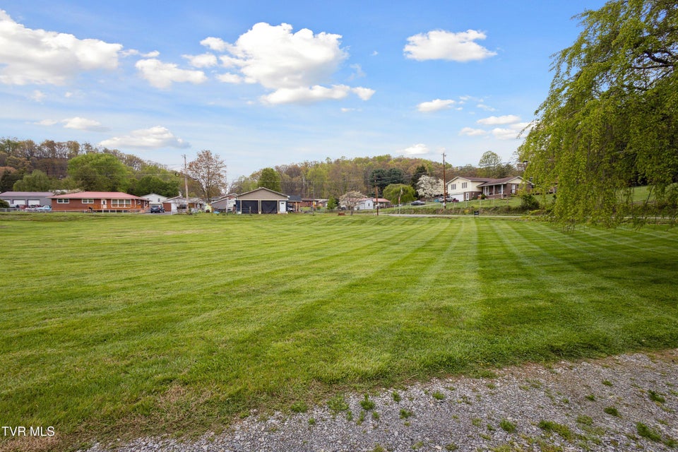 Photo #35: 583 Fleming Road