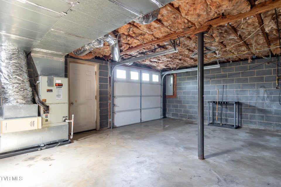 Photo #8: 257 Clearview Street