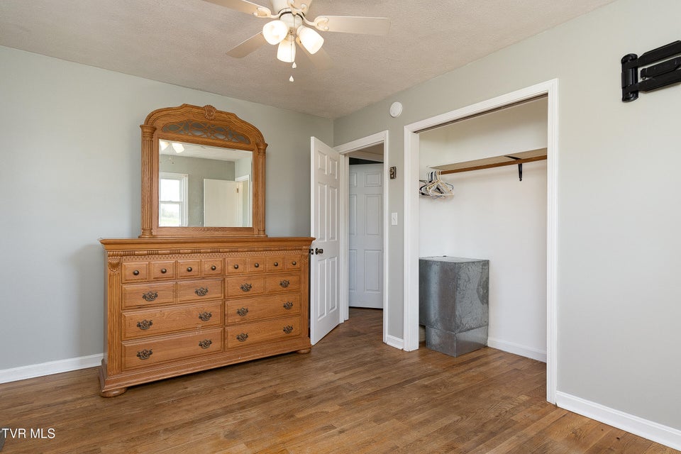 Photo #21: 257 Clearview Street