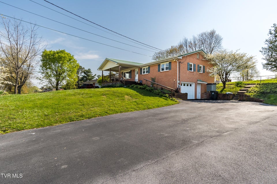 Photo #2: 257 Clearview Street