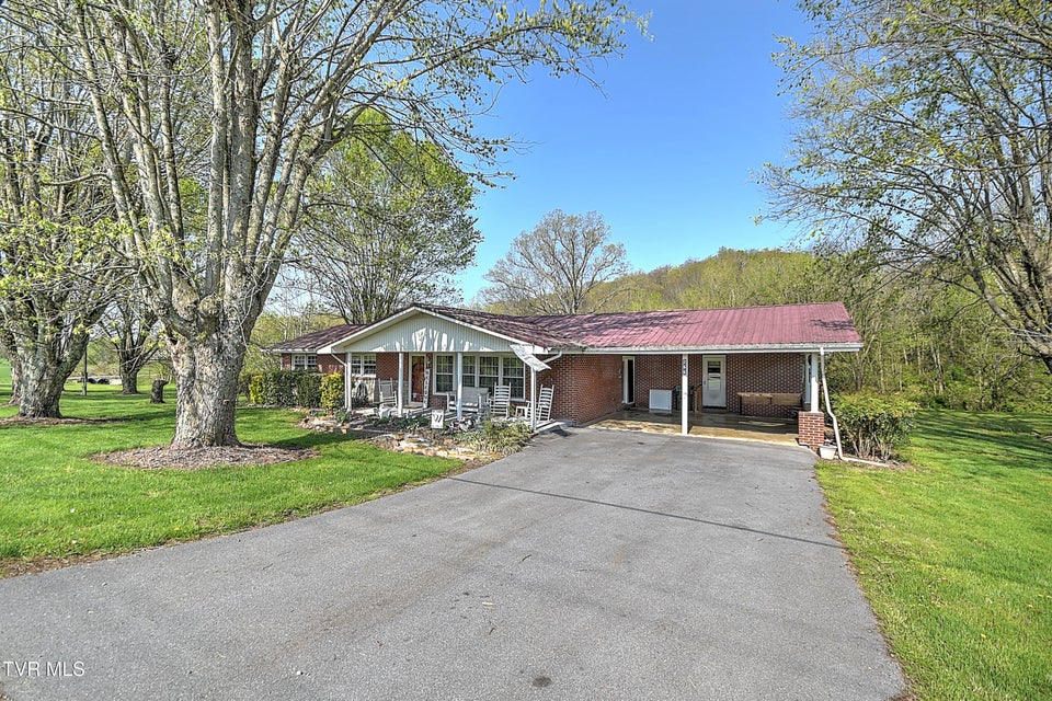 Photo #5: 266 Bowmantown Road