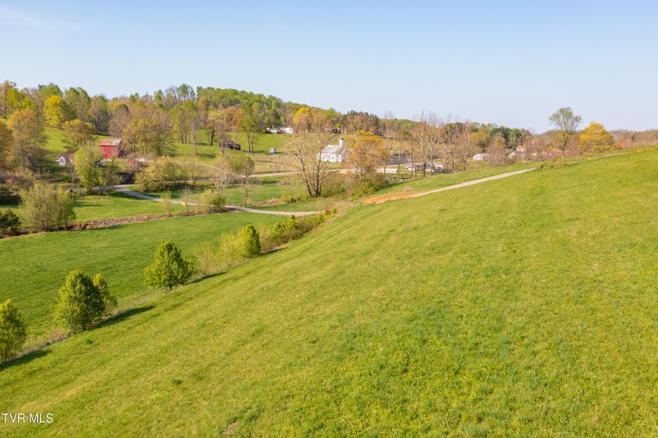 Photo #42: 16495 Kingsport Hwy Highway