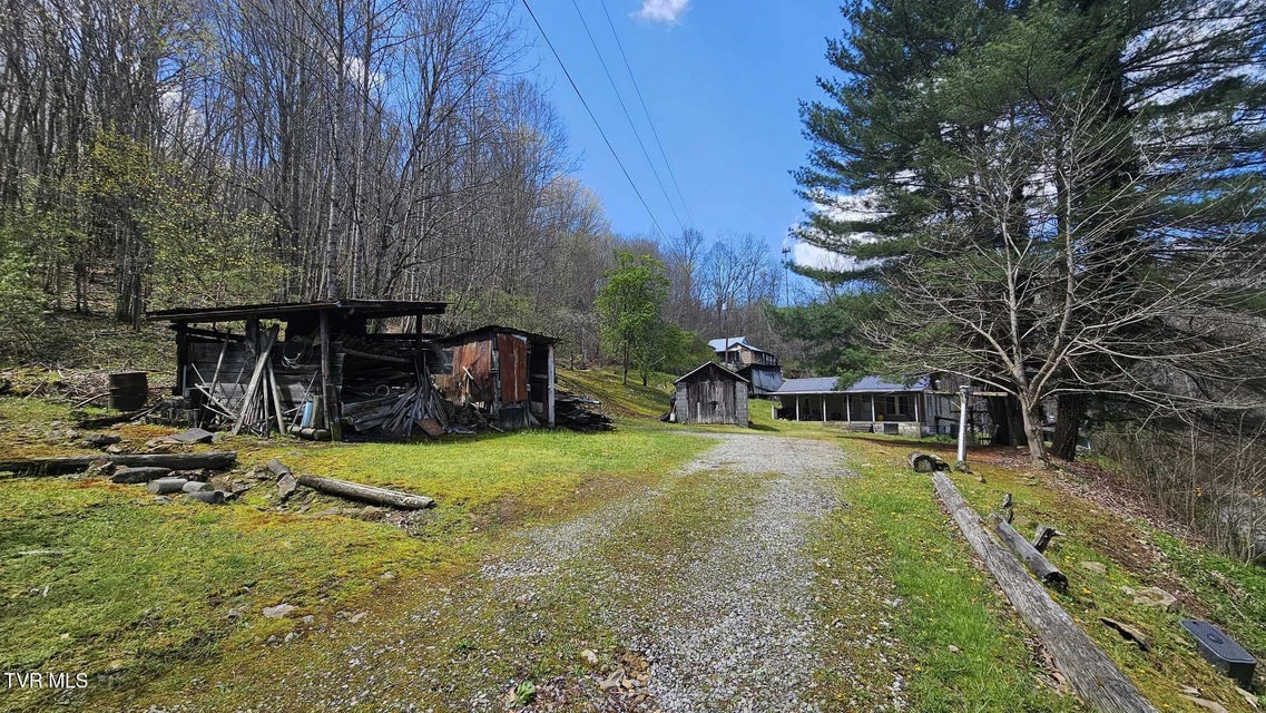Photo #6: 4183 Stone Mountain Road