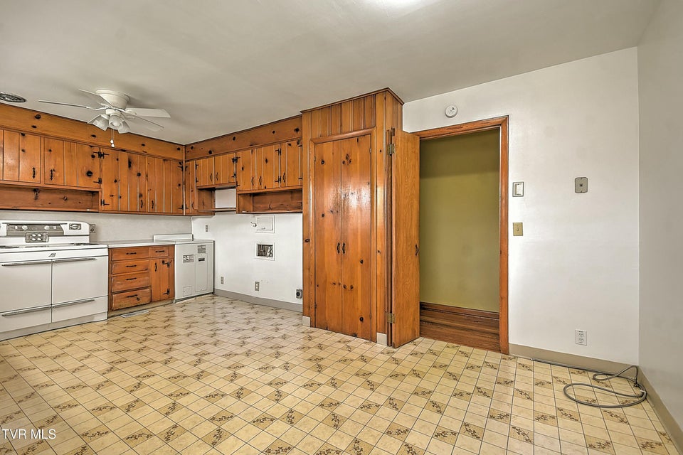 Photo #4: 2013 Hermitage Drive