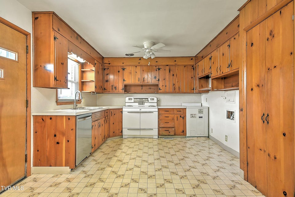 Photo #7: 2013 Hermitage Drive