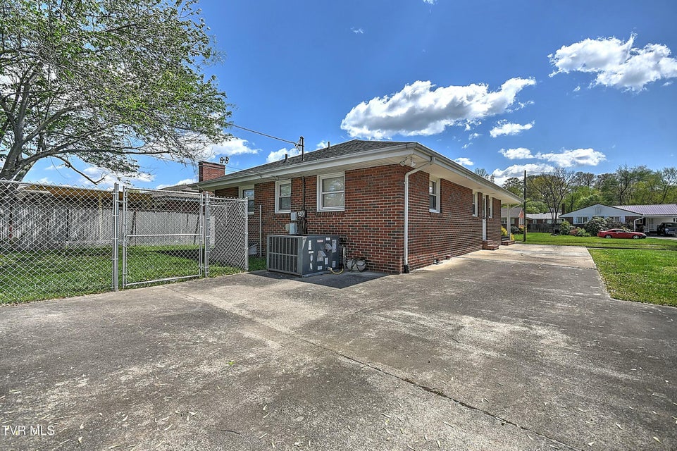 Photo #34: 2013 Hermitage Drive